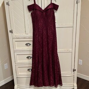 Beautiful, merlot, size 14 formal gown. New with tags.